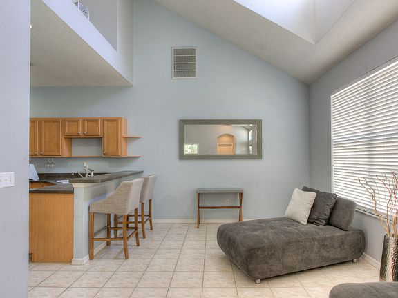3rd image of 10605 Wild Meadow Way