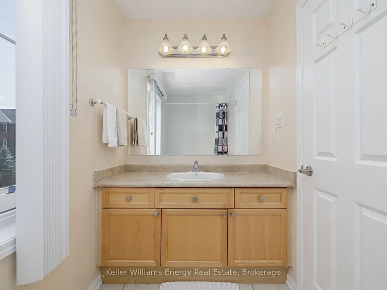926 Burrows Gate — Photo 26