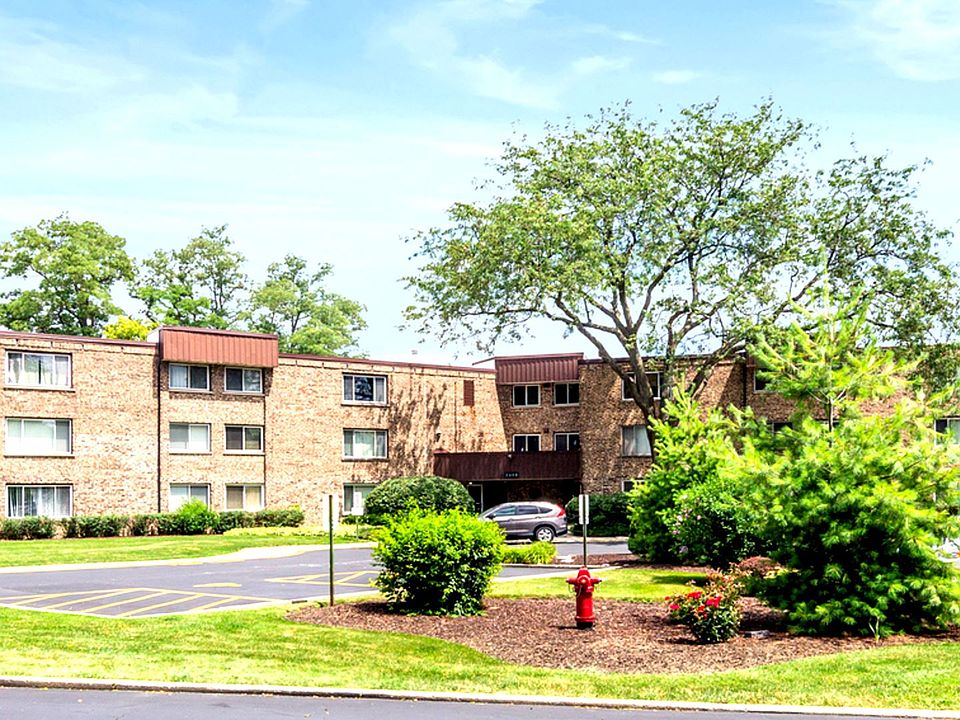 1st image of 2600 Brookwood Way Dr APT 202A