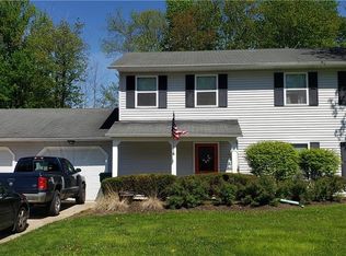 6/7 Williamsburg Ct, Madison, OH 44057