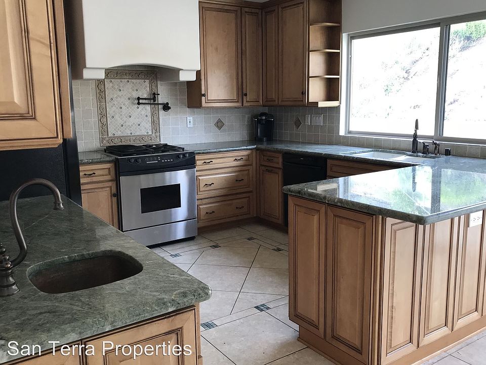 1st image of 5688 Antigua Blvd