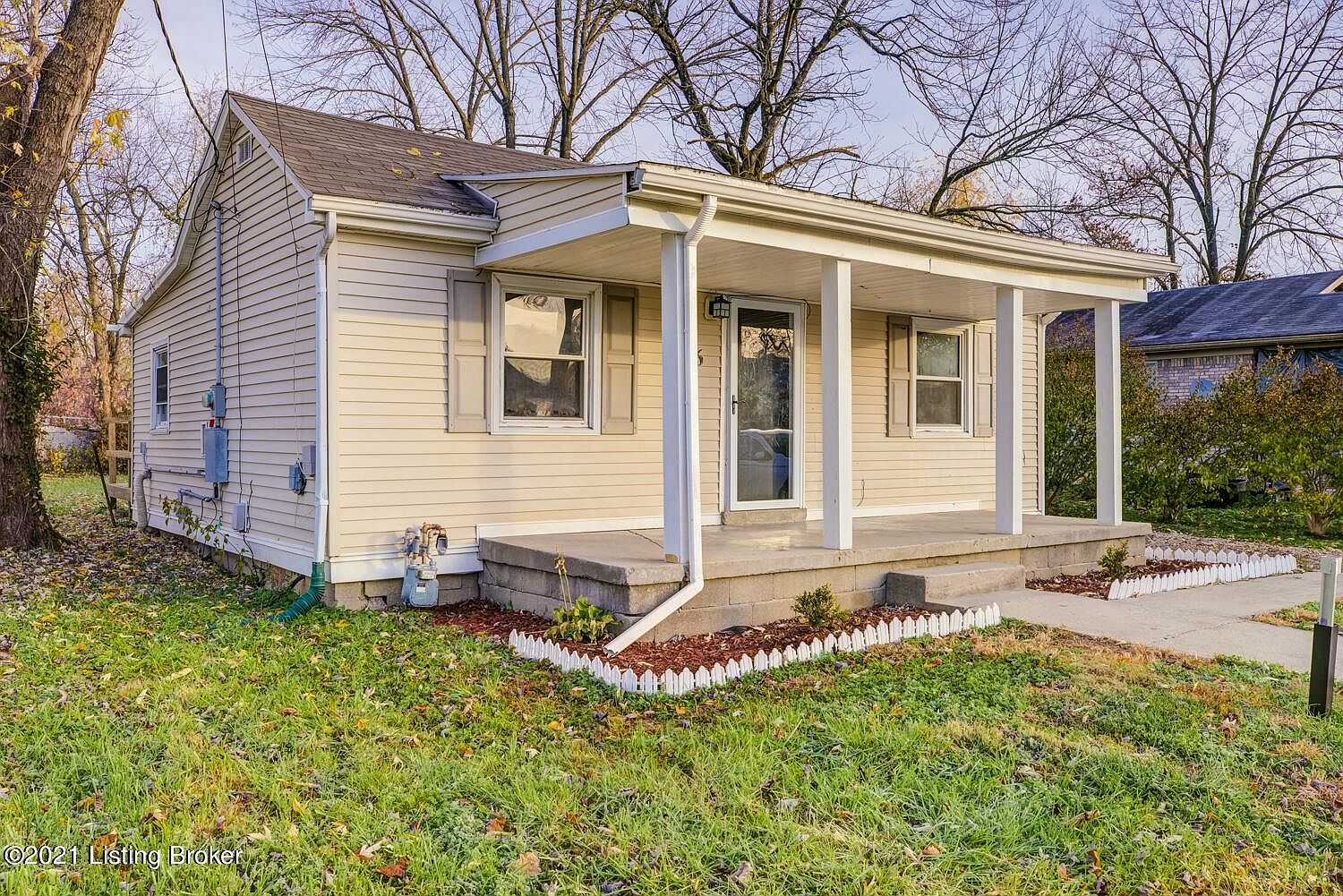 196 4th Ave, Shepherdsville, KY 40165 | Zillow