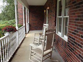 4th image of 103 Quail Run Ct