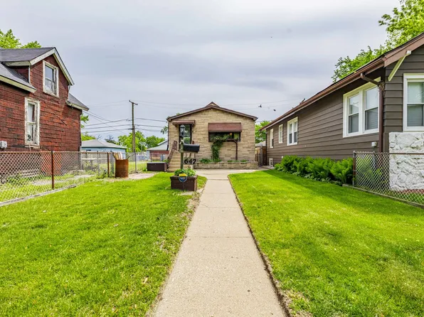 647 Forsythe Ave, Calumet City, IL 60409