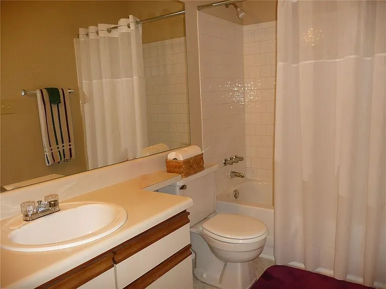 2665 Windy Hill Pl SE #C — Photo 8