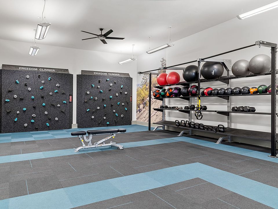 C242920_Sirona_GYM_02_03