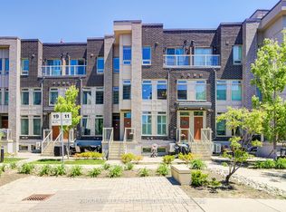 11 Applewood Ln #240, Toronto, ON M9C 0C1