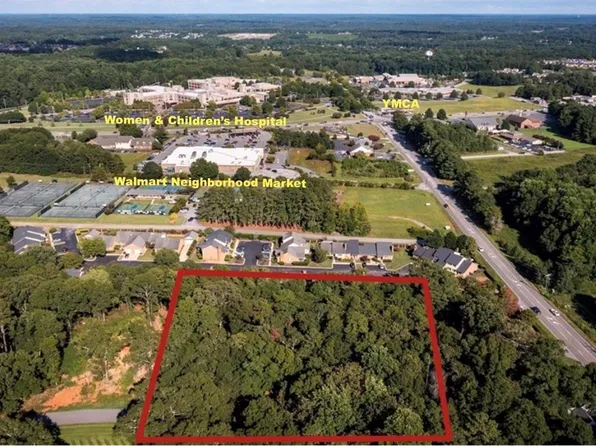 2012 Fox Fire Rd, Anderson, SC 29621