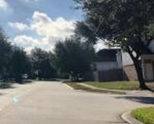 4th image of 1219 Imperial Lake Dr