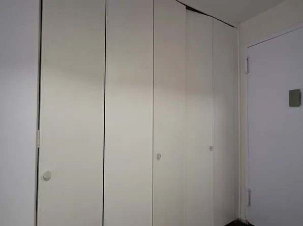 70-25 Yellowstone Boulevard image 7 of 21