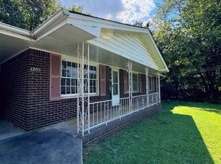 1203 Robin Rd NE, Conyers, GA 30012