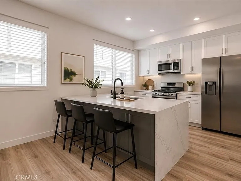 14662 W Sara Ln — Photo 13