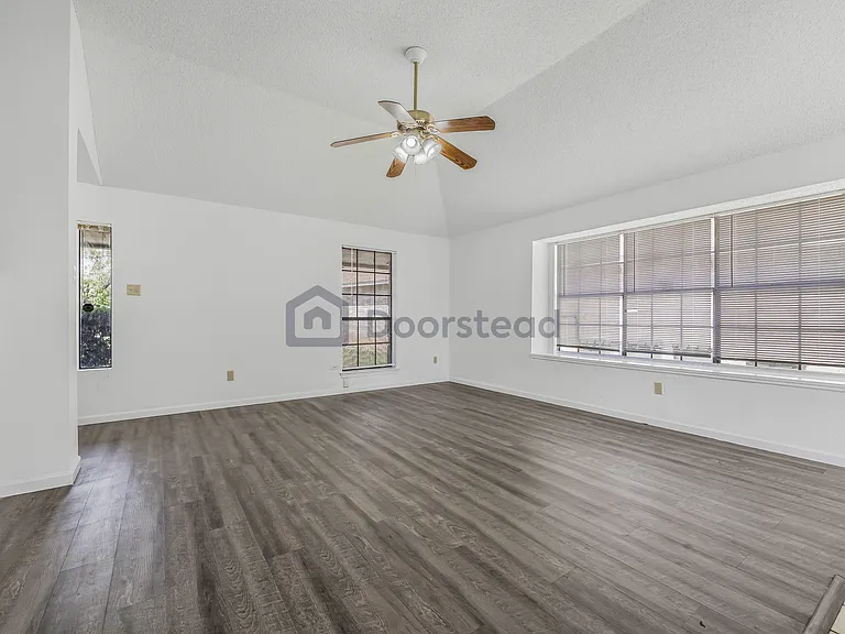 4707 Fallenash Dr — Photo 11