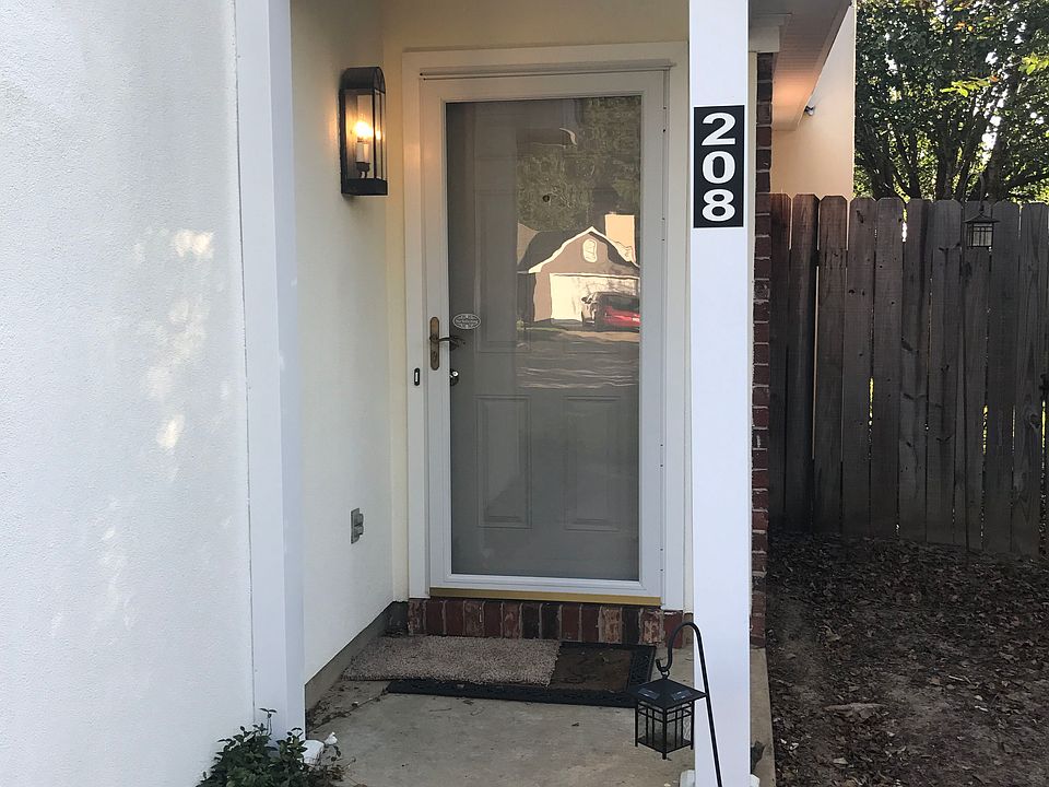 2nd image of 208 Patton Village Cv