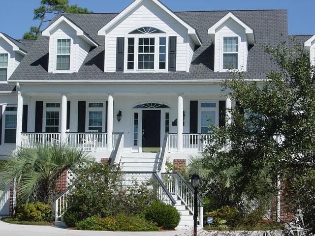1st image of 2576 St James Drive SE