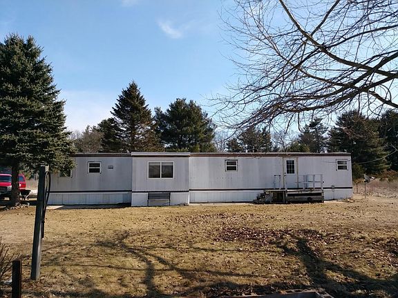 4th image of 4649 S Pine Ave