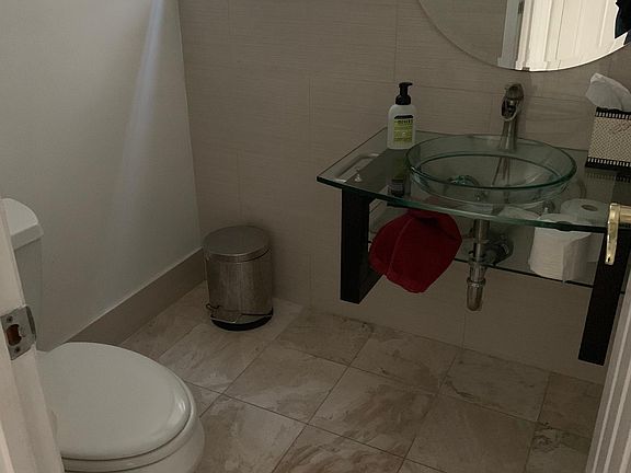 Guest bath