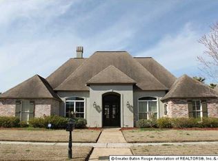 17626 Heritage Estates Dr, Baton Rouge, LA 70810