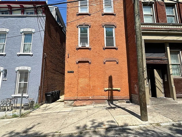 2153 Loth St #1 — Photo 20