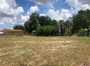 143 SE 22nd Ter, Cape Coral, FL 33990