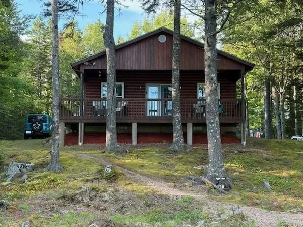 65 Eagle Rock Dr, Lunenburg, NS B0R 1H0