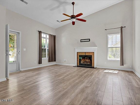 5th image of 2107 White Road