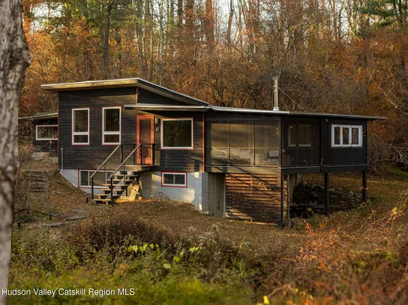 41 Hickory Hill Road, Kerhonkson, NY 12446