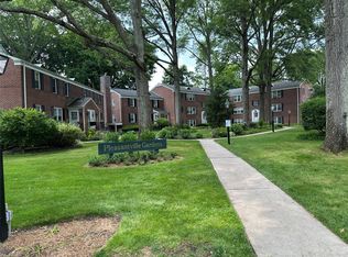 293 Manville Rd APT 1C, Pleasantville, NY 10570
