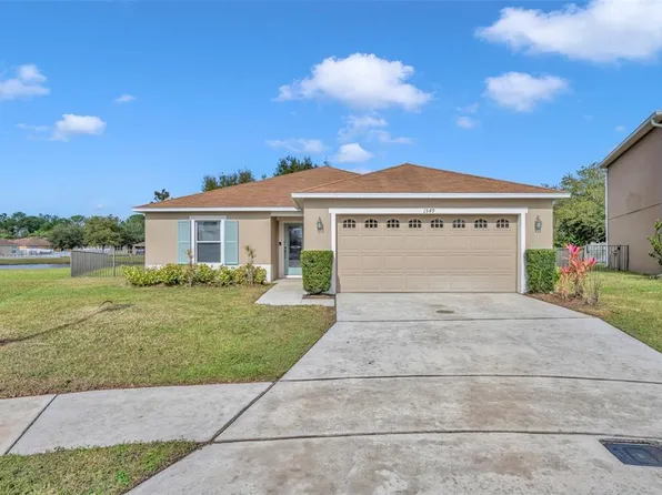 1549 Regent Ct, Mount Dora, FL 32757