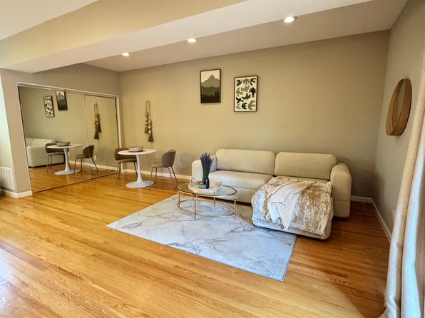 (undisclosed Address)