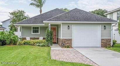 1st image of 748 7TH Avenue S