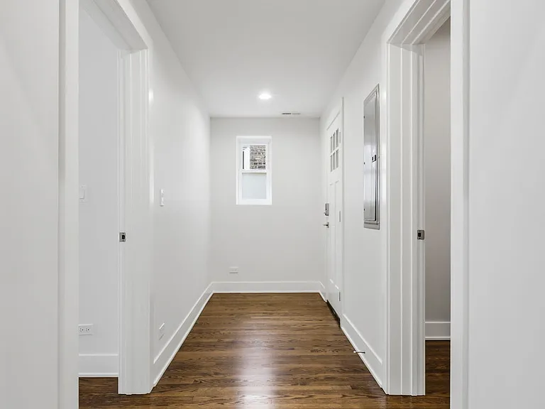 6914 N Sheridan Rd #1 — Photo 22