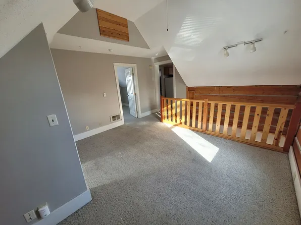 Zieres406, 406 S 10th St APT A, Laramie, WY 82070