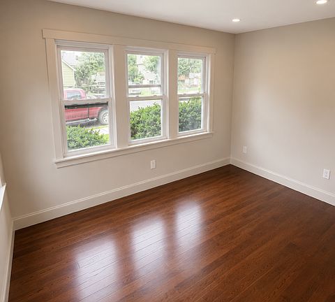 2nd image of 83 Bleloch Ave #1