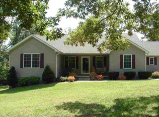 5073 Halifax Rd, Scottsville, KY 42164