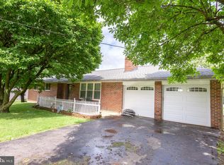 807 Shavertown Rd, Garnet Valley, PA 19060