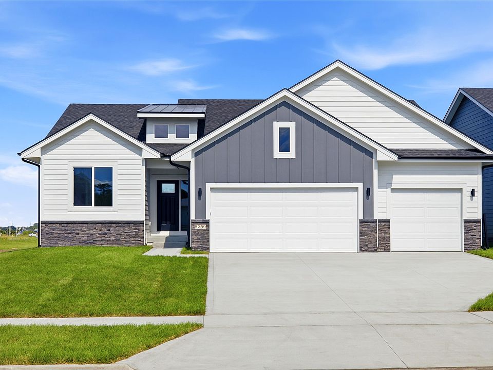 1st image of 5239 172nd St