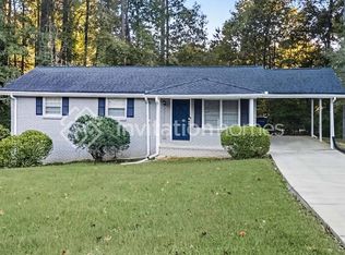 1140 Rochelle Dr, Austell, GA 30168
