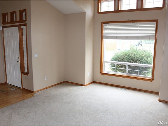 4th image of 811 13th St SE