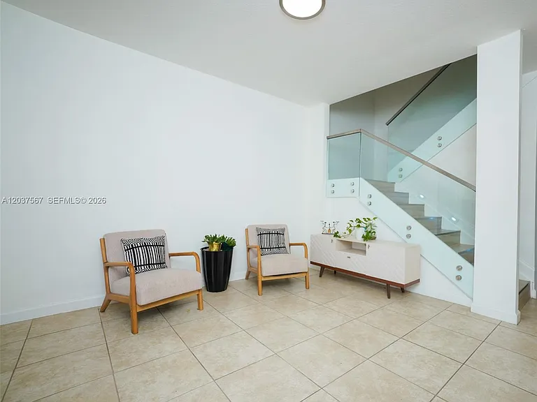 11790 SW 238th St — Photo 5