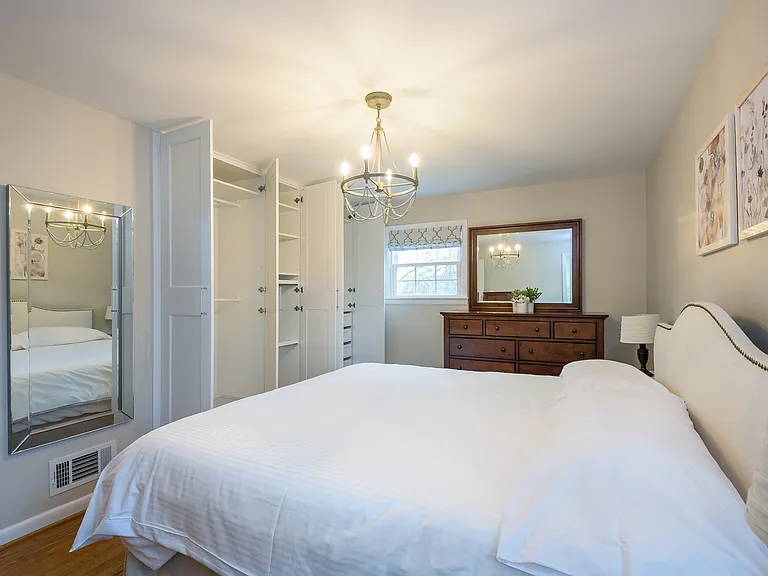407 Russell Rd — Photo 21