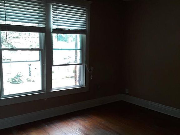 5th image of 1837 Sherwood Ave