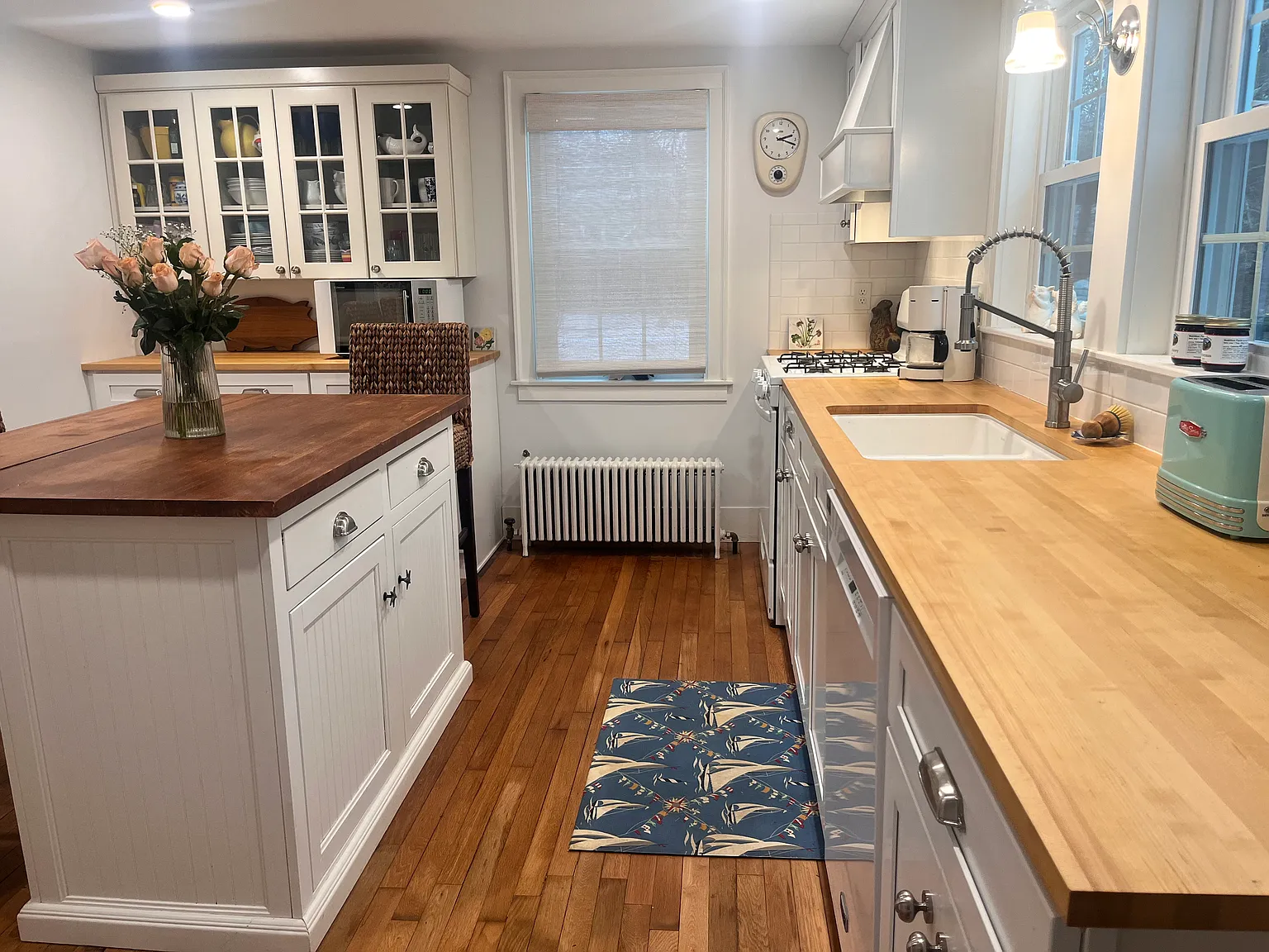 3 bed, 1344 sqft, $3,000 — Photo 2