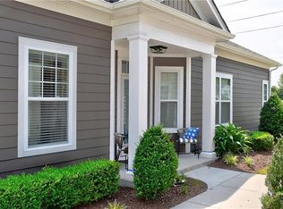 419 Heartfield Dr, Chesapeake, VA 23322