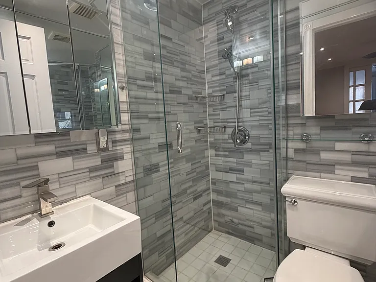 120 E 102nd St #3A — Photo 2