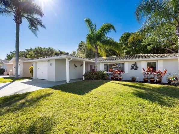4852 Shell Stream Blvd, New Port Richey, FL 34652