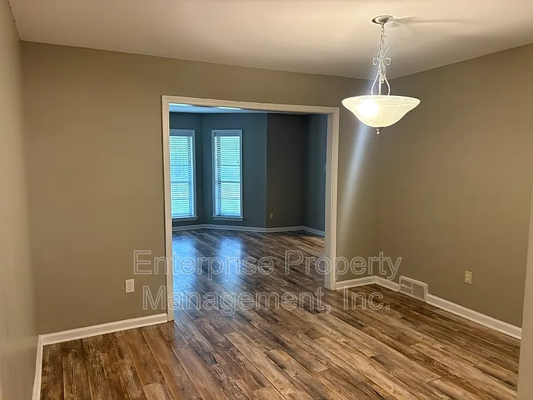 2266 Montego Dr — Photo 11
