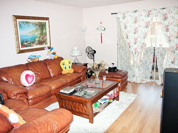 3rd image of 1810 NW 23rd Blvd APT 157