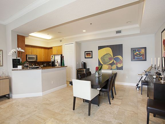 4th image of 7440 SW 59th Pl APT 401