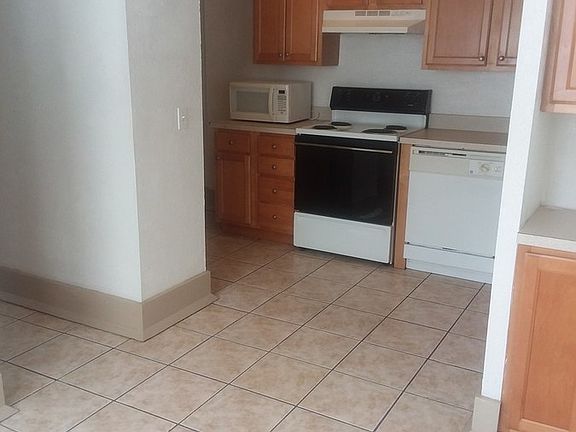5th image of 4208 Russell Blvd APT 2E